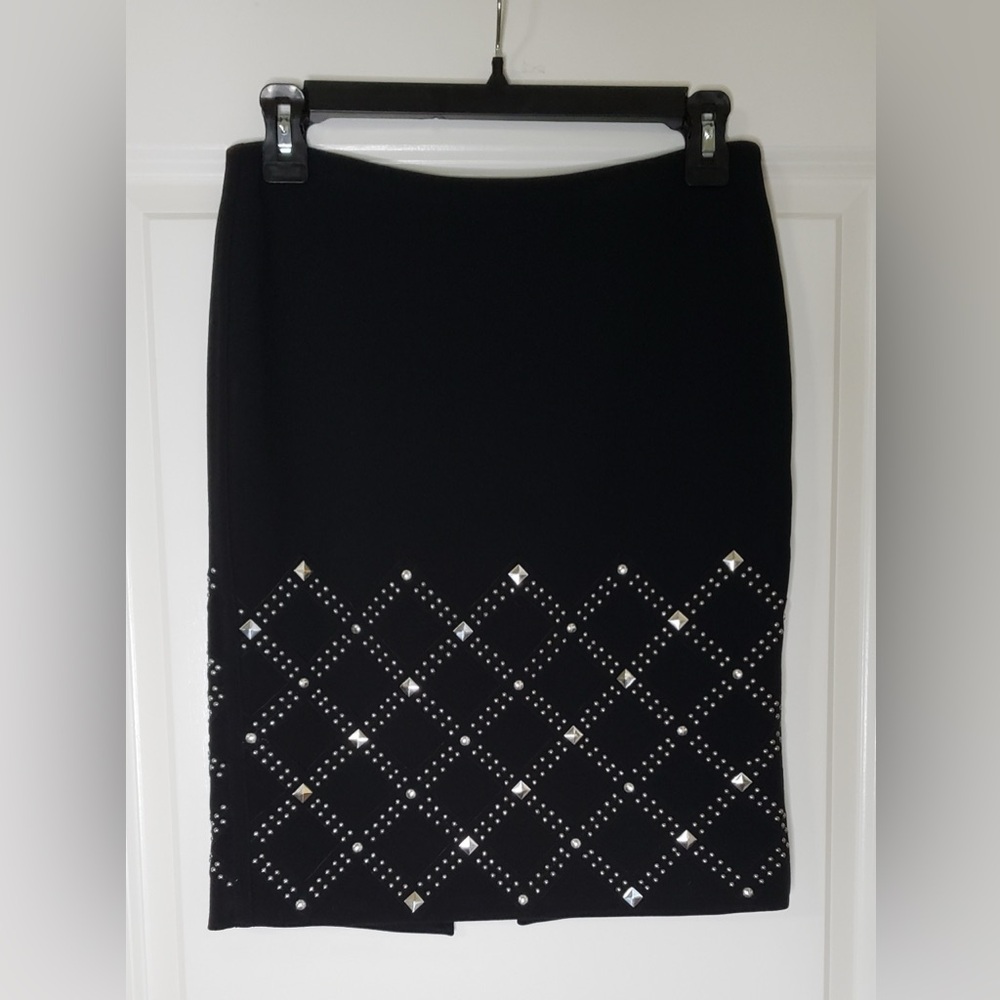NWT White House Black Market Black Skirt with Silver Stud Accents Size 00